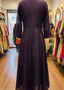 Elegant Purple Kurta with Gold Embellishments