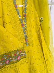 New Pakistani Kurta Set Front Lining Attached