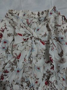 knot off white top