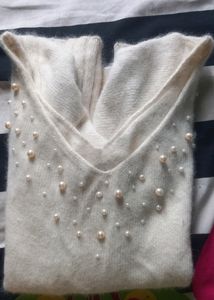 Stretchable Woolen Top ....looks Very Classy ...On