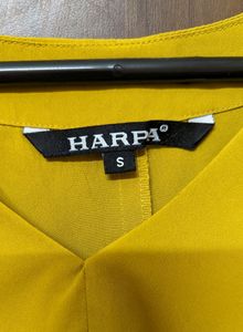 Harpa Mustard Yellow Crop Top