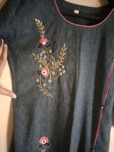 Chic Blue Embroidered Kurti