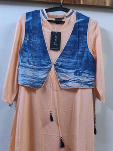 Peach Kurta with Blue Tie-Dye Shrug