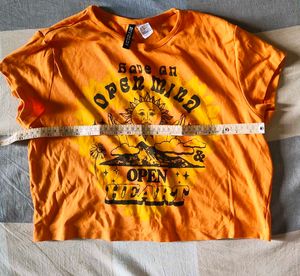 H&M Orange Graphic T-Shirt