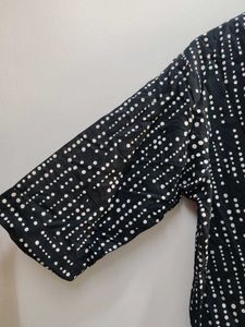 Black &amp; White Dotted Shrug