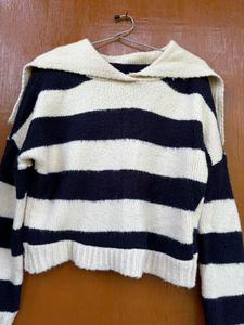 Sale for today only Korean Blue &amp; Beige sweater