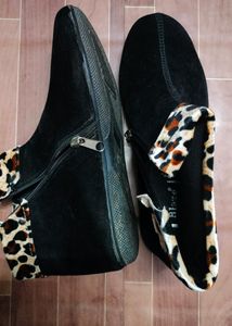 Less Used Black Boots