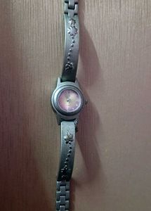 Vintage style Women's Floral Link Quartz watch