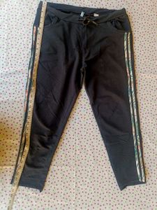 gym / yoga Black Track Pants