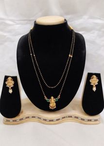 Traditional Necklace and Earring Set