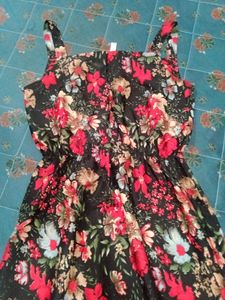 Flower Printed Midi Dress With Side Cut