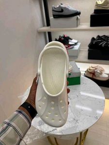 croc bayaband clog white berry Fresh