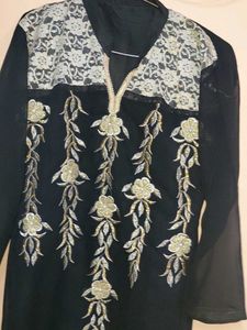 Elegant Black Embroidered Kurta
