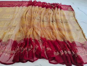 Elegant Bandhani Saree