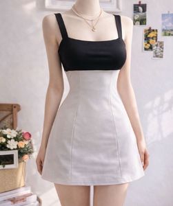 Chic Black and White Bodycon Dress