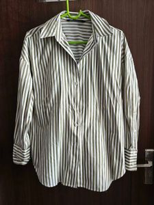 2 zara shirts