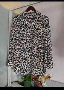 Leopard Print Long Sleeve Top