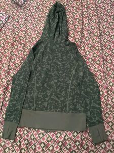 Stylish Camo Zip-Up Hoodie
