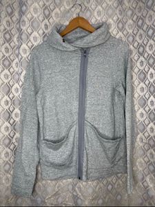 Under Armour sweat cap  Tshirt