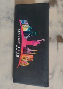 Maybelline New York goggles organizer