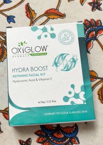 OxyGlow Hydra Boost Refining Facial Kit