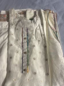 off White Kurta Set with Rainbow Detail