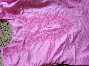 Beautiful Kurta But Have A Defect...Totally New