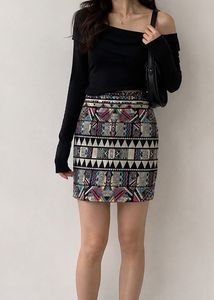 Vibrant Geometric Print Pencil Skirt