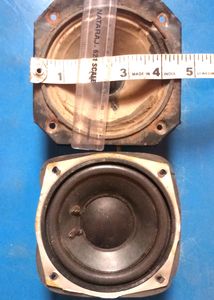 🌟💥Two 20 W powerfull speakers in good condition.