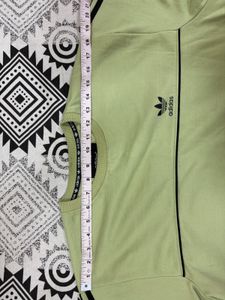 Green Sweatshirt