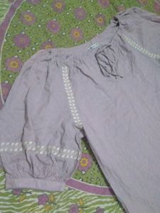women's top