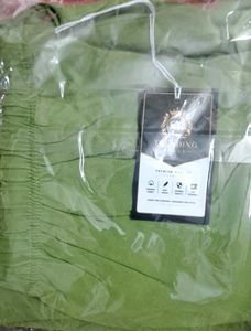 Comfortable Green Leggings