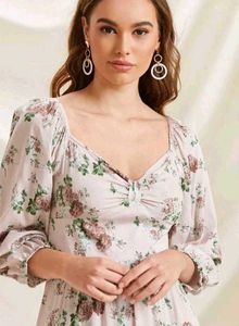 🌷 URBANIC Floral Midi Dress🌷