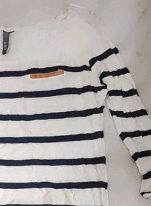 White T-shirt Blue Lines For 38 Bust