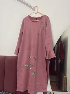 Elegant Pink Floral Embellished Kurta Set