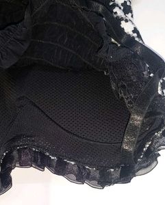 slip top! completely padded and stretchable.