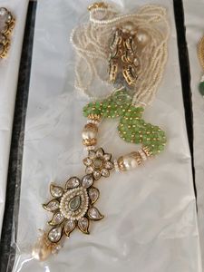 jewellery set