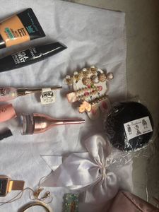 Assorted Makeup &amp; Jewelry Bundle 22 items combo