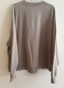 H&amp;M - Balance &amp; Wellness Club Sweatshirt