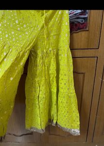 Elegant Kurta Set with Fancy Dupatta Unused