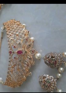 Stunning Kundan &amp; Pearl Choker Set