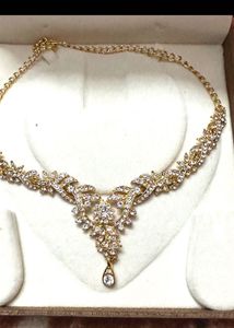Elegant Rhinestone Cute Necklace Unused