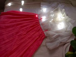 Elegant White &amp; Pink Pleated dress