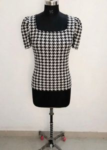 Elegant Black & White Houndstooth Puff Sleeve Top