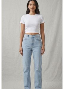 Classic Light Wash High Waisted Jeans