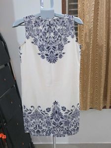 Code Elegant Sleeveless Print Dress