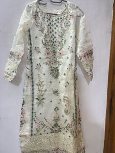 Elegant Embroidered Kurta