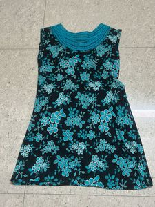 Chic Floral Sleeveless Top