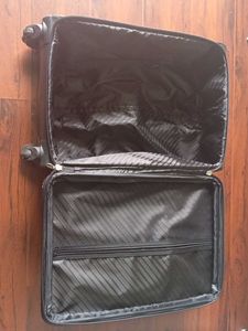 Travel Suitcase-Samsonite