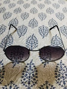 Four Regular Sunglasses in Good Condition